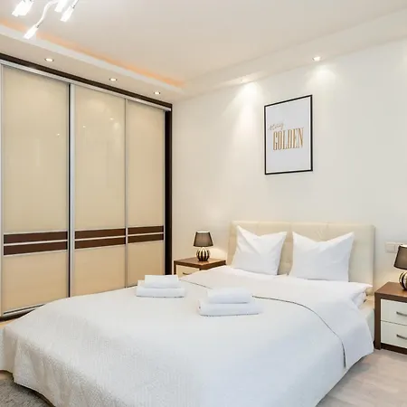 Central Warsaw Apartment - Great Location- Big And Charming Apartment - Grzybowska 5 Eksteriør bilde