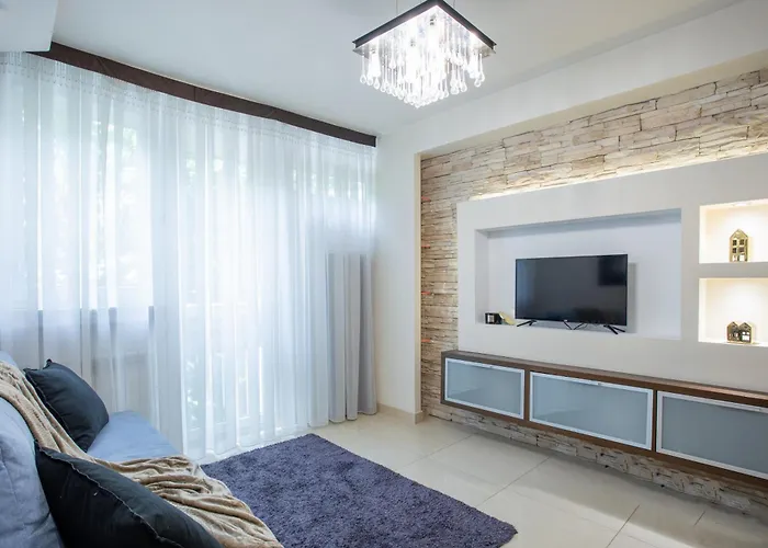 Central Warsaw Apartment - Great Location- Big And Charming Apartment - Grzybowska 5