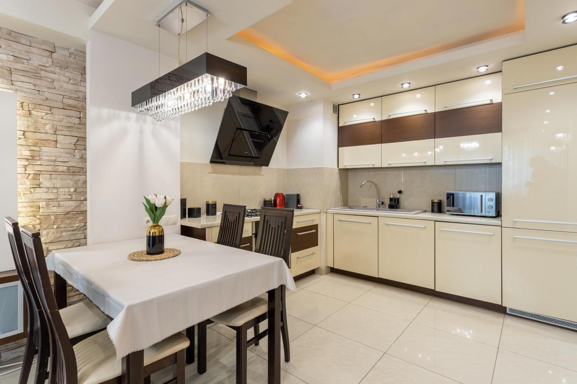 - Great Location- Big And Charming - Grzybowska 5 Leilighet *